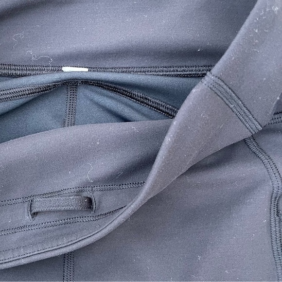 Lululemon Invigorate High-Rise Tight 25" size 6 preloved activewear gym workout - Picture 5 of 7